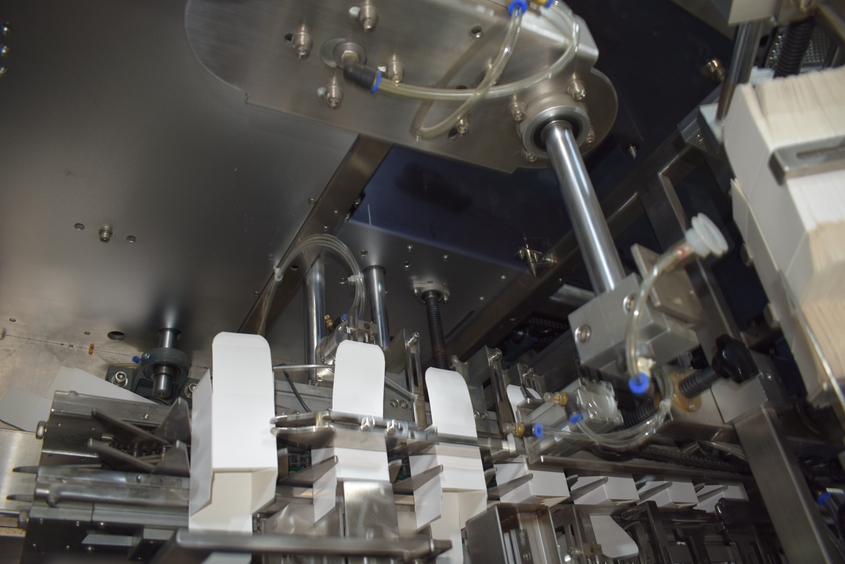 1717124286660738.jpg 1596437804595406.jpg